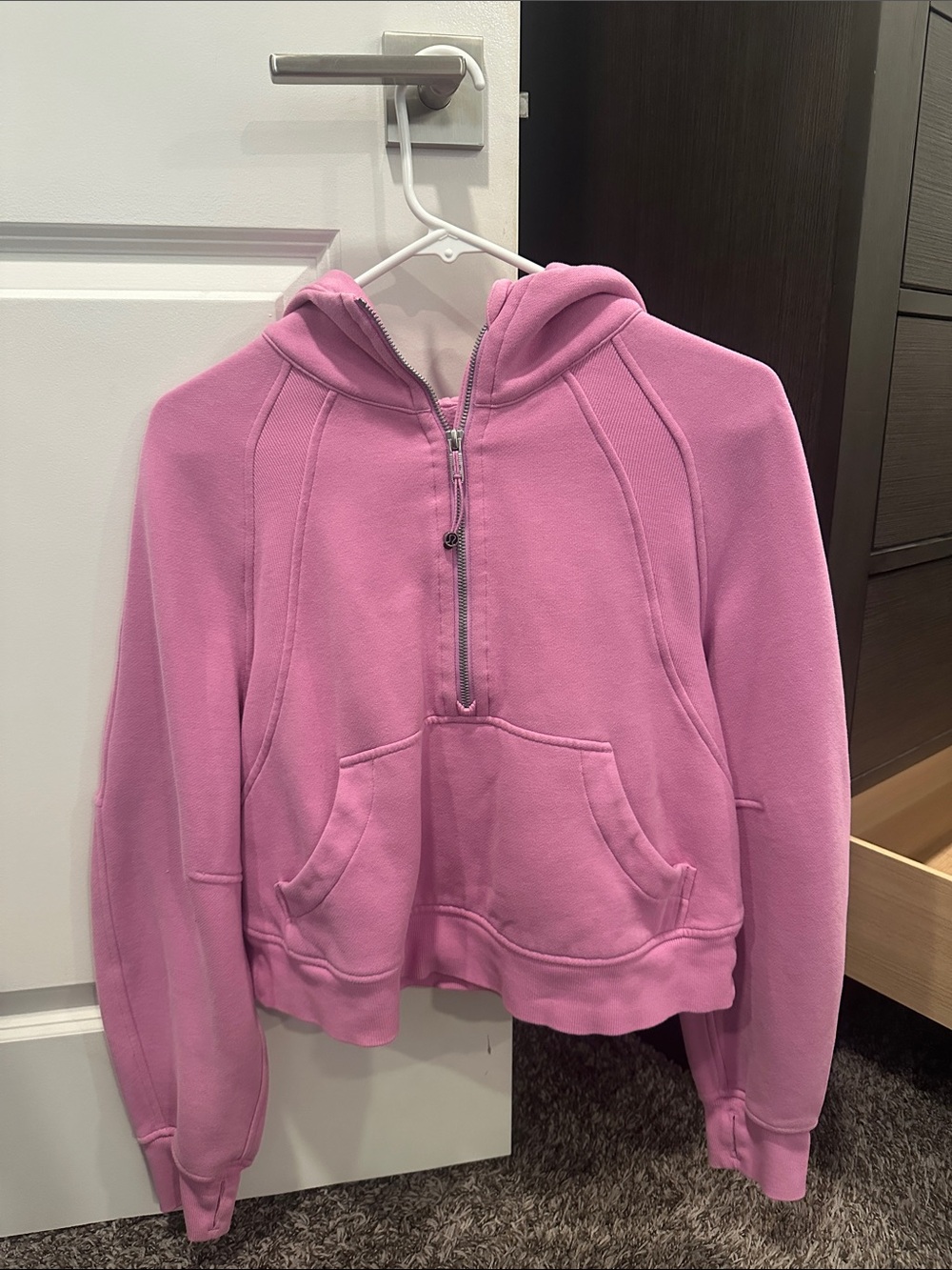 Lululemon Scuba